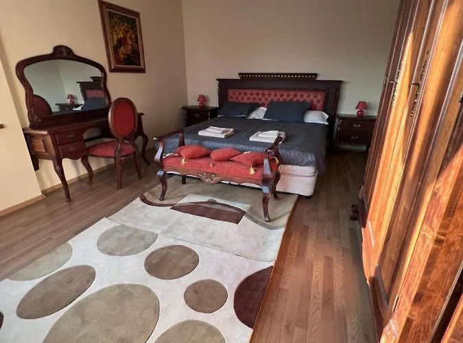 Dalv - Fairy Tale In Old Appartement *