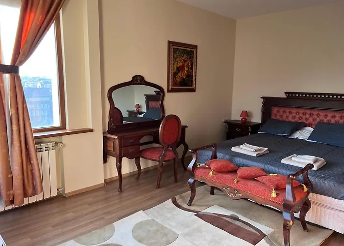 Dalv - Fairy Tale In Old * ソフィア