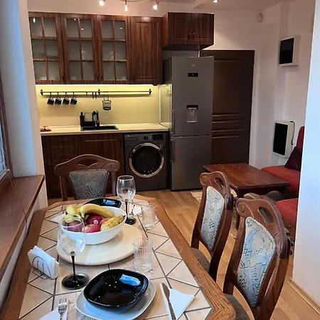 Dalv - Fairy Tale In Old Appartement *